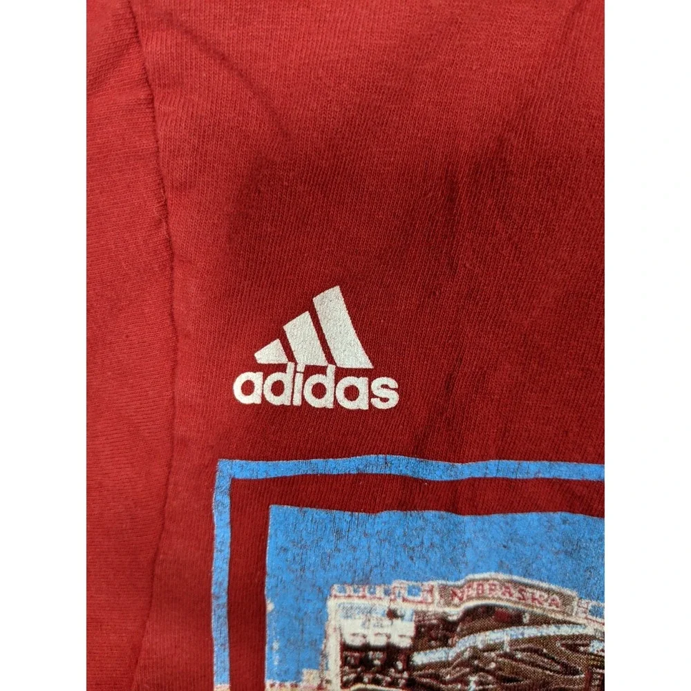 Adidas Nebraska Cornhuskers Sea Of Red Graphic T Shirt Mens M Red Football NCAA
